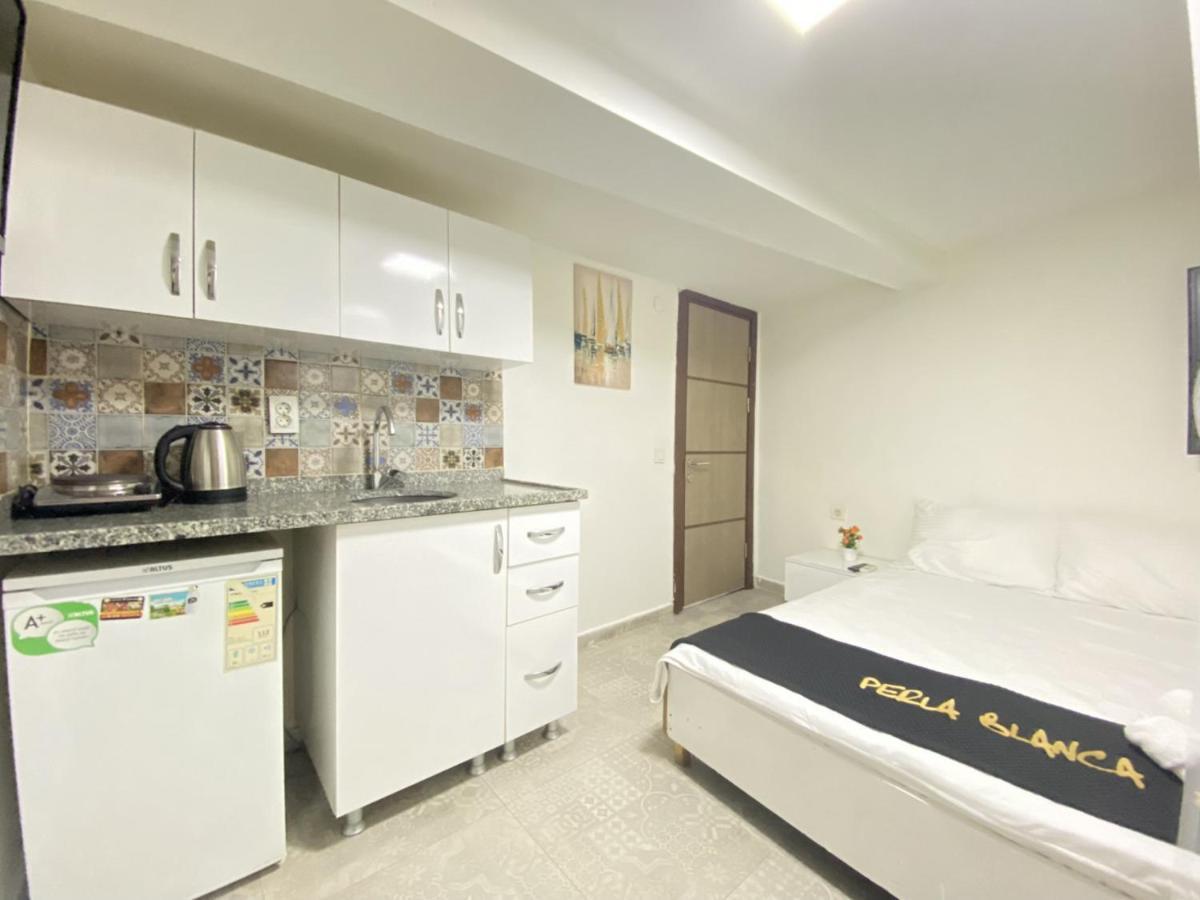 Comfortable And Central Studio Flat In Beyoglu Apartment Istanbul Exterior photo
